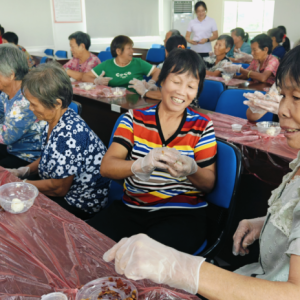 火炬高新区举办我们的节日·重阳——耆“炬”缤纷嘉年华活动 ...