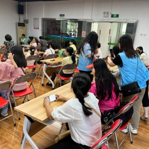 【火炬“博爱100”】禁毒宣传 筑牢禁毒防线之新时代文明实践——社区毒品宣传培训活动 ...