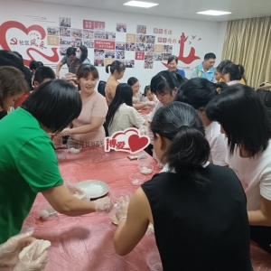 【火炬“博爱100”】生活小课堂——“点亮生活的智慧项目”之“幸福厨房” ...